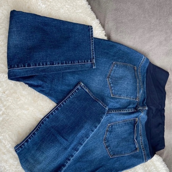 Gap Maternity Jeans - Picture 2 of 3